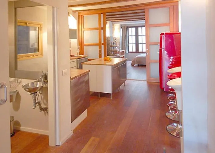 Beds & Breaks Ravel I Appartement Valence